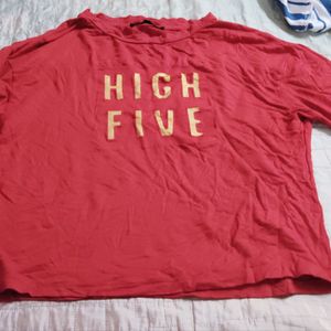 Red T-shirt For Regular Use