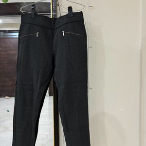 Women Grey Jeggings