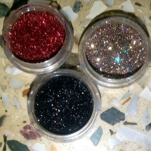 Glittering Shimmer For Eye Lids