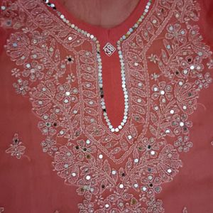 It's New Chikankari Kurti