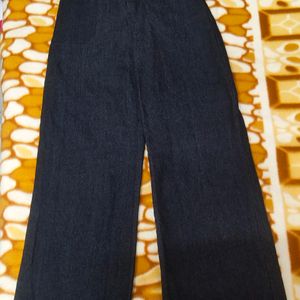 Latest Women Jeans In Black Color