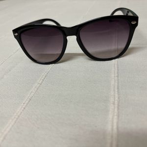 Unisex Black Sunglasses