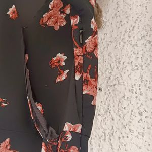 SASSAFRAS BLACK FLORAL DRESS