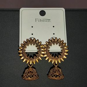 Golden Jhumki