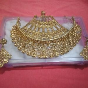 Golden Necklace Set