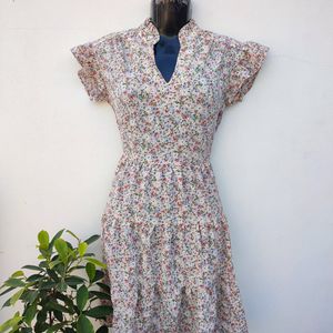 Monteau Los Angeles Floral Dress