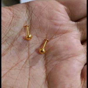 Gold 22crt Studs With Bill