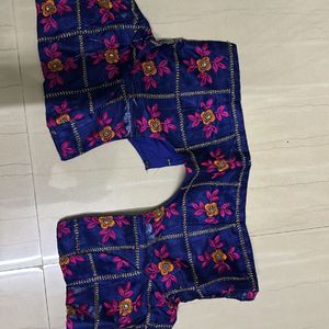 Combo Sarees Blouse Of Different Colours  Fabrics