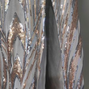 💰 Price Drop Alert! 💰 Silver Maxi Sequin Dress