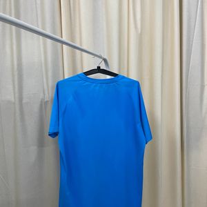 Selling  Puma Tshirt