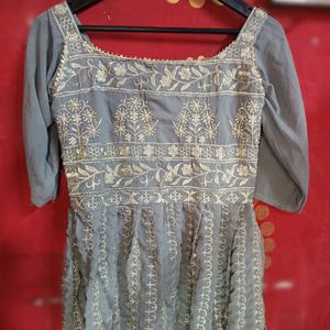 Short Kurti Along With Palazzo And Dupatta