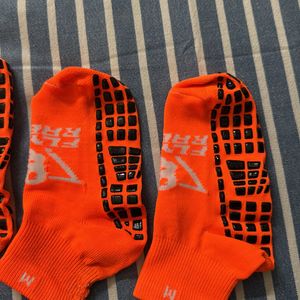 Grip Socks Set Of 2 (4pcs)