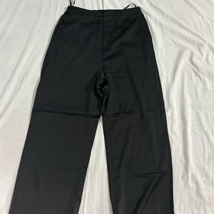 Uniqlo black Pant