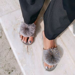 Women Super Cute Grey Sliders Size 6