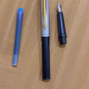 Parker in blue pen, package of 1