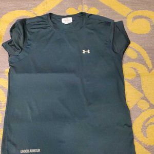 L Size Sports T-shirt