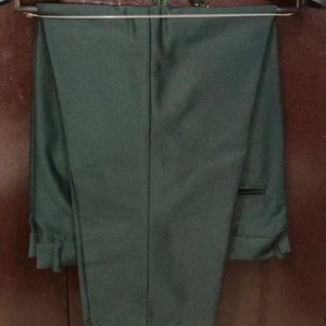 Kaiya Green Coloured 3 Pcs Suit Set With Tie