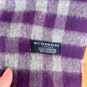 Burberry Authentic Cashmere Scarf