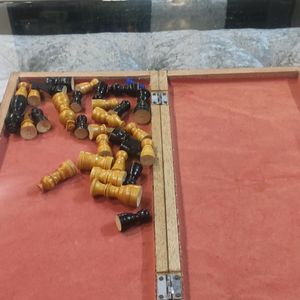 Compatible Wooden Chess