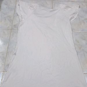 M&S WHITE TSHIRT