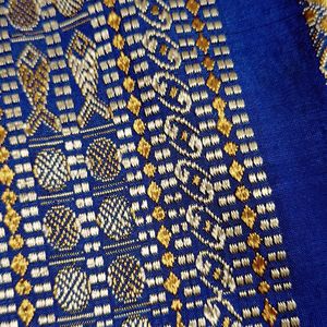 Art silk Weaved saree