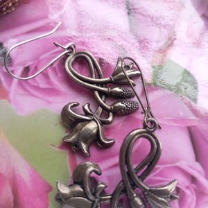 Antique Oxidised Jewellery Rose Motif