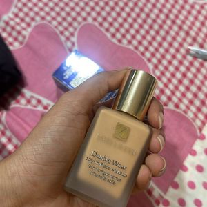 ESTEE LAUDER FOUNDATION SHADE 4W1