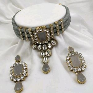 Choker Necklace Set