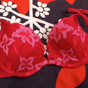 Soft Padded Bra 32A