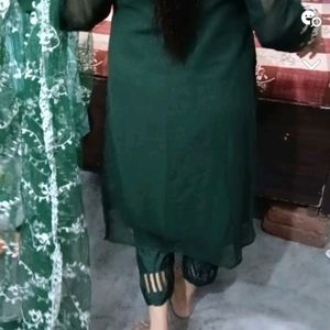 Pakistani Suit