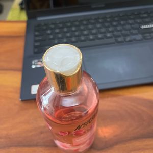 New Wanderlust Japanese Cheery Blossom Shower Gel