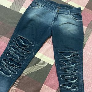 Navy Blue Washed Distressed Pattern Jean For Women