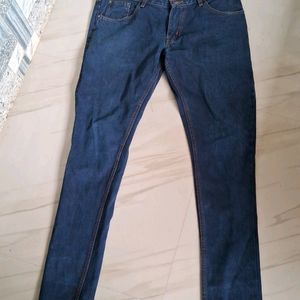 Low Waist Tapered Fit Jeans