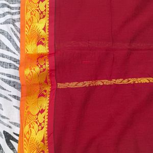 gold  shining pattu saree