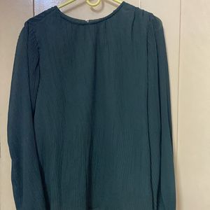 Green Crushed Fabric Top