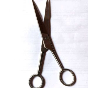 Like New 7.5inch Stainless Steel Scissors