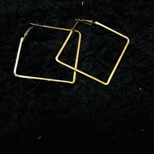 Gold Square Hoops