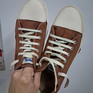 Northstar By Bata Sneakers in Good Condition