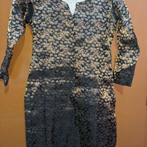 Black Kurta With Golden Shimmer Work