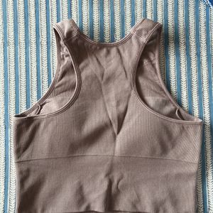 H&M PADDED SPORTS TOP