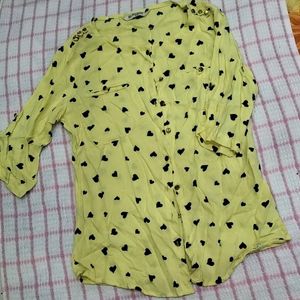 Yellow Round Neck Shirt With Black Heart Print