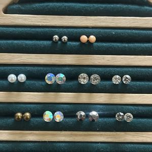 Pack Of 10 Small Studs