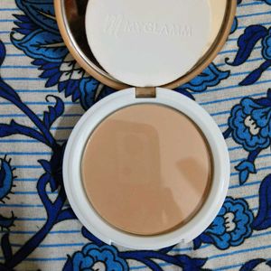 Myglamm Super Serum Compact