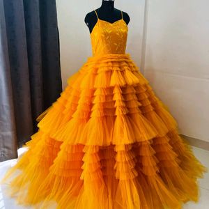 Designer Ruffle Gown 💛With Free HairAccessories😍