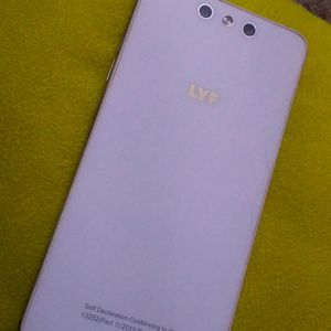 Lyf Perfect Price Phone 📱