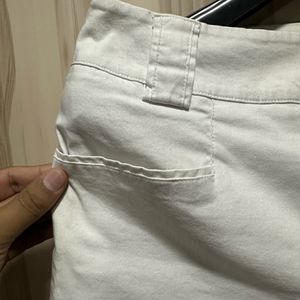 Reitmans White Capri