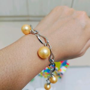 Beautiful Pearl Bracelet (Stainless Steel)