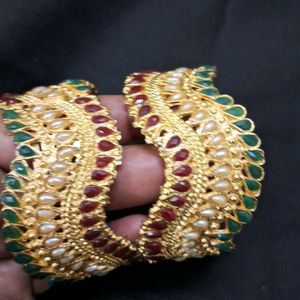 Bridal bangles Sz 2.6