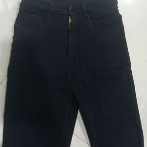 Black Colour Skinny Jeans