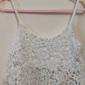 Lace Crop Top Sleevless